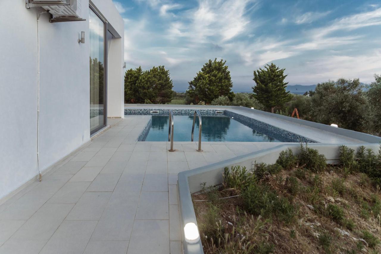 Olive View Holiday home Dikella